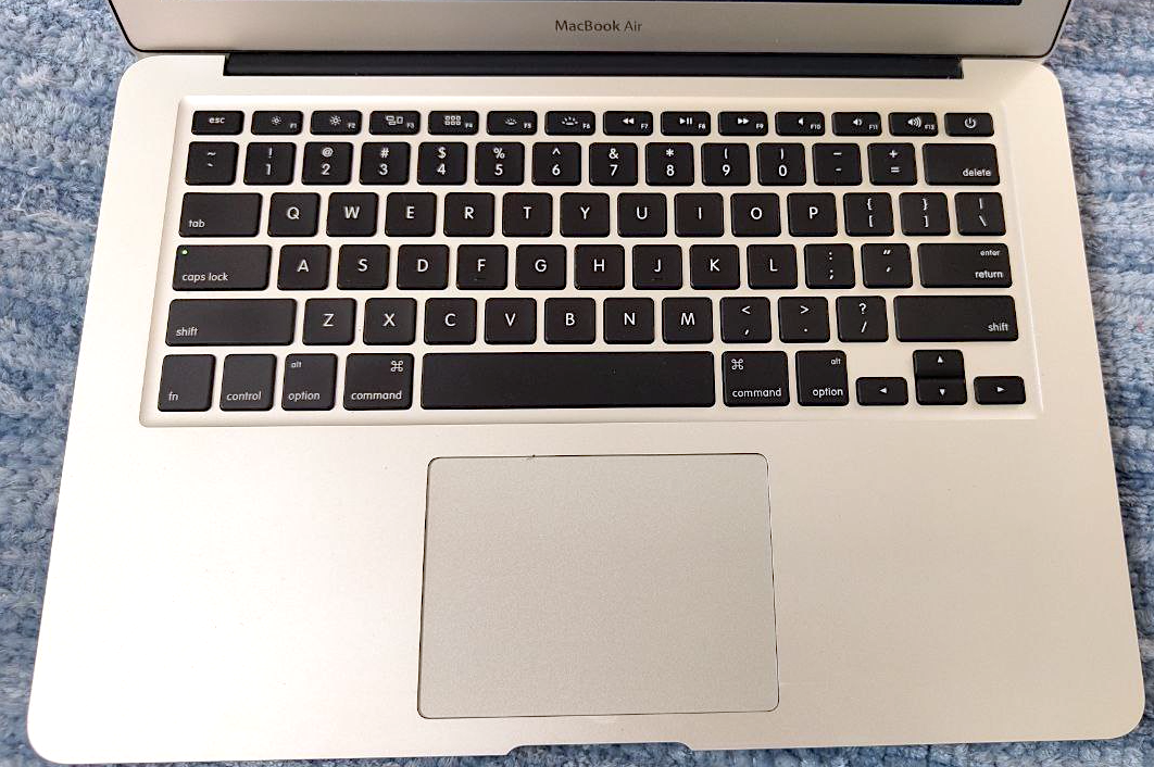 Apple MacBook Air 2017 Keyboard TouchPad